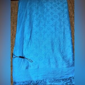 Louis Vuitton monogram Shaw